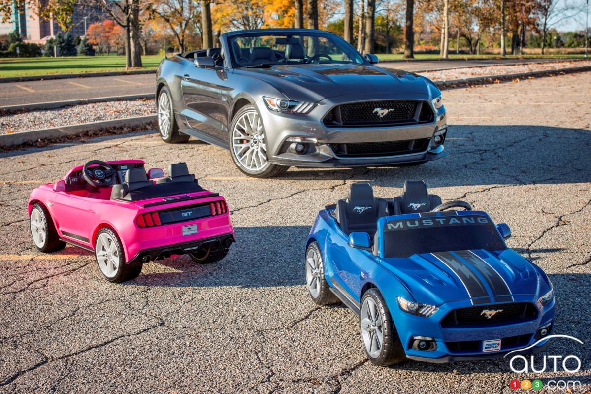 Idée cadeau de Noël 2016 : Ford Mustang Power Wheels Smart Drive
